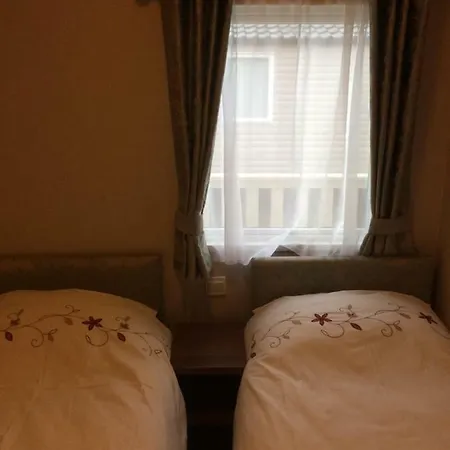 Silver Woods Reighton Sands