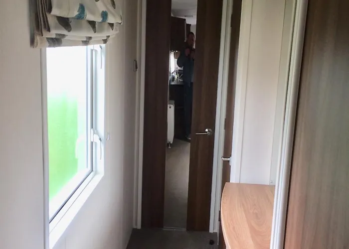 Silver Woods Reighton Sands *